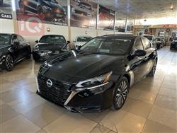 نيسان ألتيما